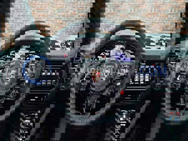 بورشه سيارات جديدة للبيع بورشه سيارات جديدة للبيع