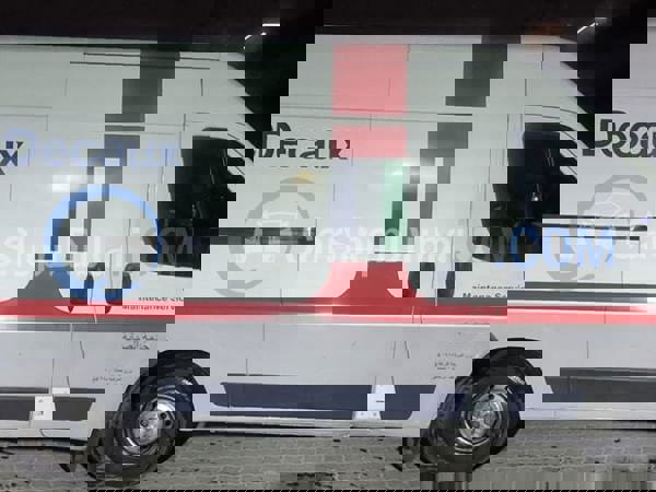 بيجو سيارات مستعملة للبيع بيجو سيارات مستعملة للبيع