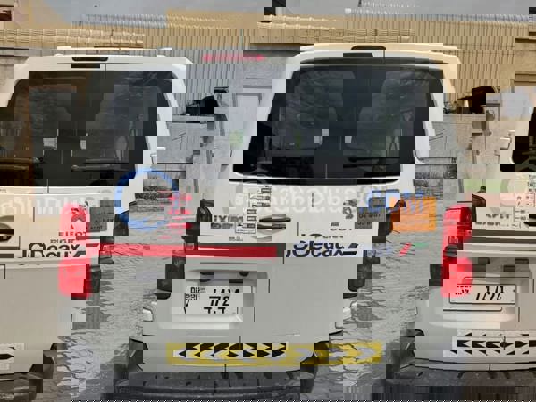 بيجو سيارات مستعملة للبيع بيجو سيارات مستعملة للبيع