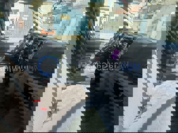 بيجو سيارات مستعملة للبيع بيجو سيارات مستعملة للبيع