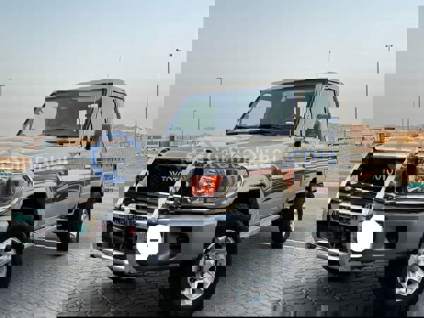 تويوتا سيارات مستعملة للبيع