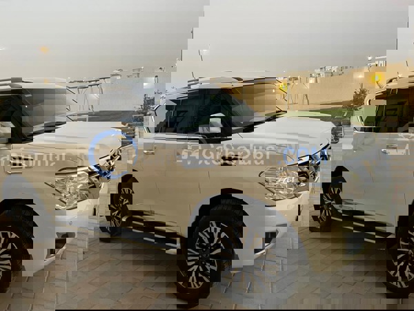 نيسان سيارات مستعملة للبيع نيسان سيارات مستعملة للبيع