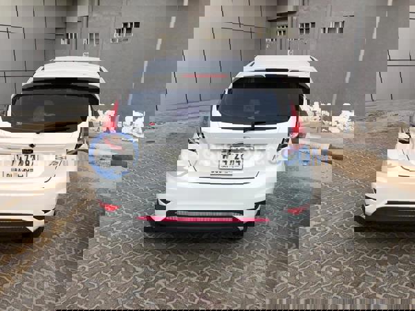 فورد سيارات مستعملة للبيع
