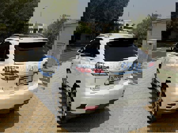 لكزس سيارات مستعملة للبيع لكزس سيارات مستعملة للبيع