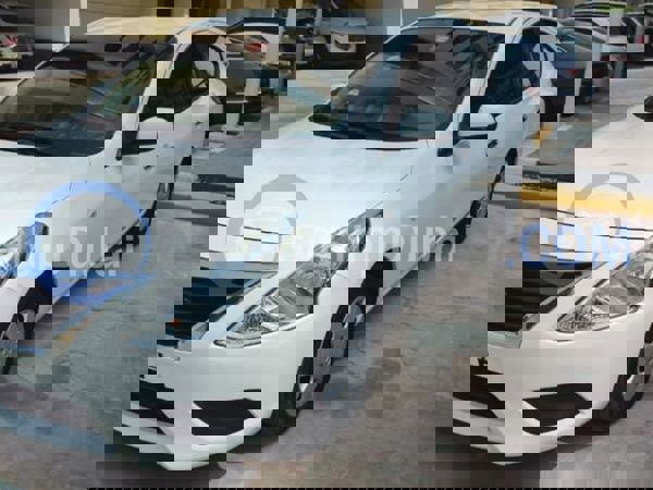 نيسان سيارات مستعملة للبيع نيسان سيارات مستعملة للبيع