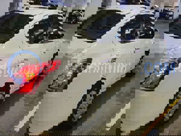 نيسان سيارات مستعملة للبيع نيسان سيارات مستعملة للبيع