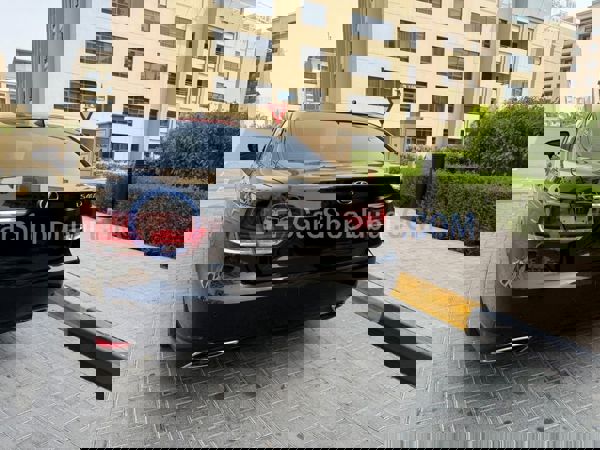 لكزس سيارات مستعملة للبيع