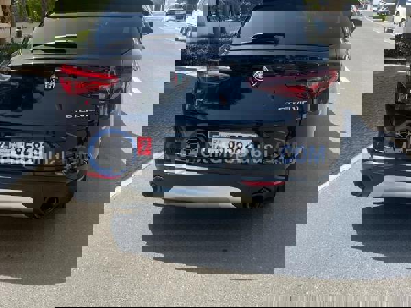 ألفاروميو سيارات مستعملة للبيع ألفاروميو سيارات مستعملة للبيع