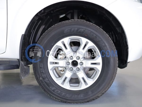 نيسان سيارات جديدة للبيع نيسان سيارات جديدة للبيع