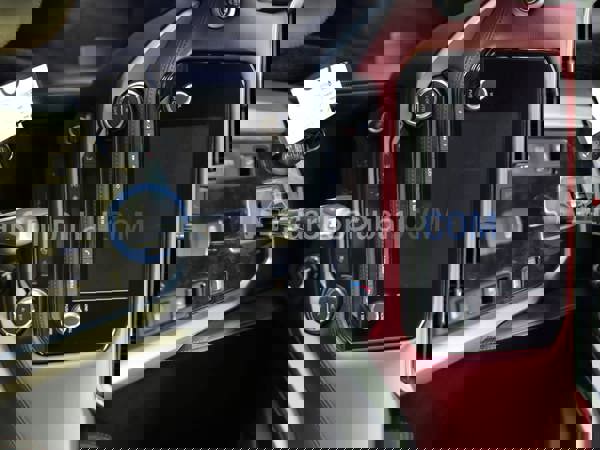 نيسان سيارات جديدة للبيع نيسان سيارات جديدة للبيع