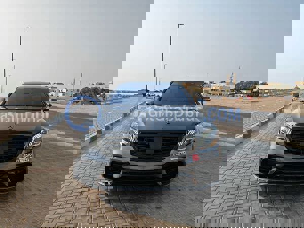مرسيدس بنز سيارات مستعملة للبيع