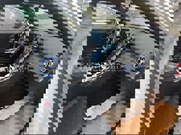 مرسيدس بنز سيارات جديدة للبيع مرسيدس بنز سيارات جديدة للبيع