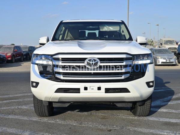 تويوتا سيارات جديدة للبيع