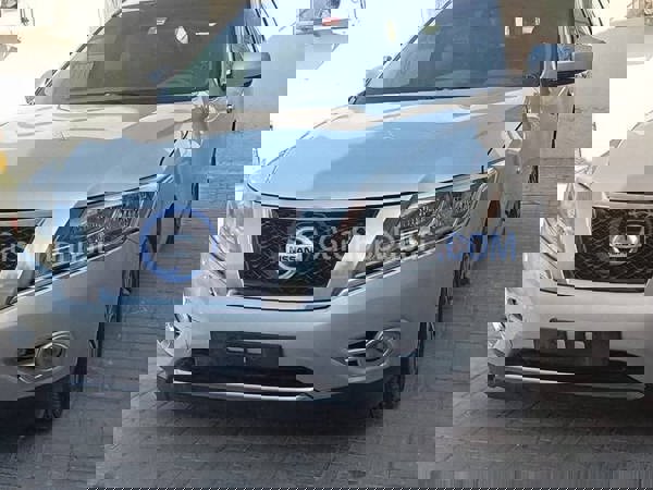 نيسان سيارات مستعملة للبيع نيسان سيارات مستعملة للبيع