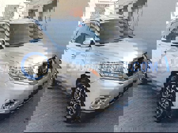 نيسان سيارات مستعملة للبيع نيسان سيارات مستعملة للبيع