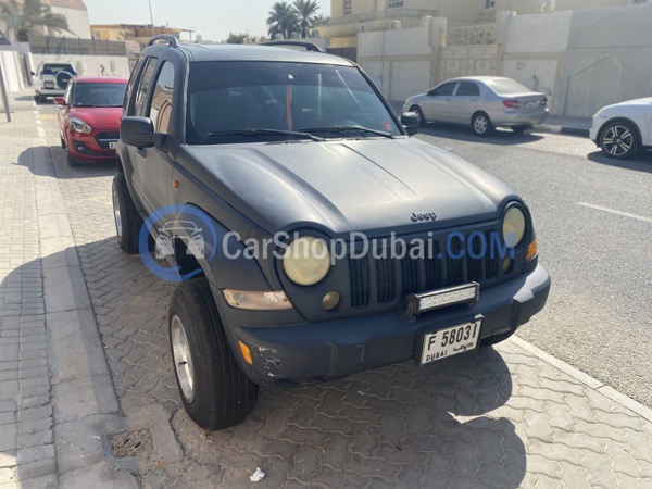 جيب سيارات مستعملة للبيع