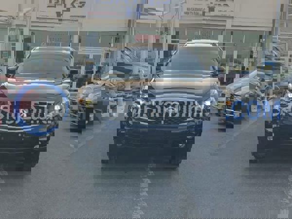 انفينيتي سيارات مستعملة للبيع