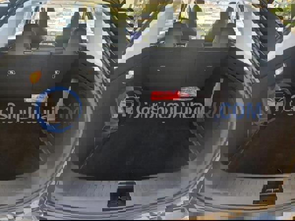 دونغ فينغ سيارات جديدة للبيع دونغ فينغ سيارات جديدة للبيع