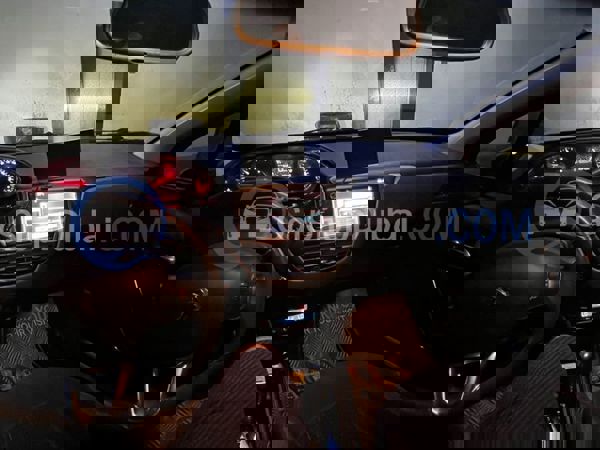 بيجو سيارات مستعملة للبيع بيجو سيارات مستعملة للبيع