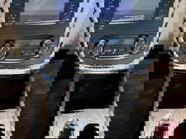 نيسان سيارات مستعملة للبيع نيسان سيارات مستعملة للبيع