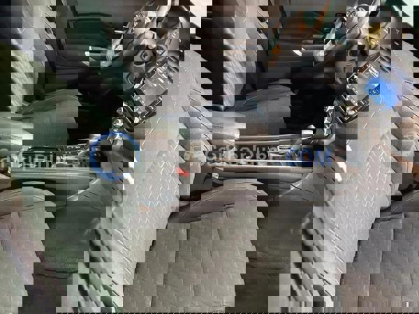 نيسان سيارات للإيجار نيسان سيارات للإيجار