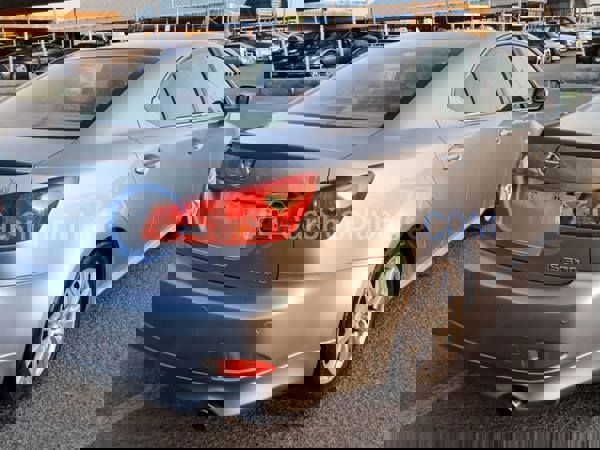 لكزس سيارات مستعملة للبيع لكزس سيارات مستعملة للبيع