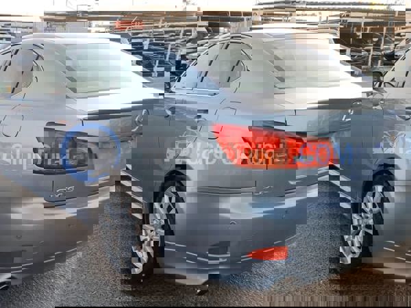 لكزس سيارات مستعملة للبيع لكزس سيارات مستعملة للبيع