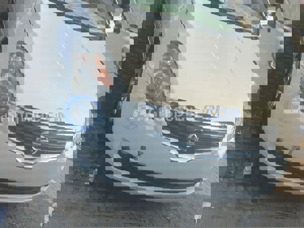 نيسان سيارات مستعملة للبيع