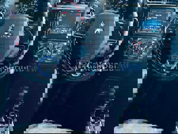 ميتسوبيشي سيارات للإيجار ميتسوبيشي سيارات للإيجار