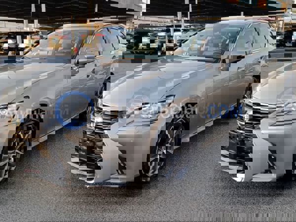 لكزس سيارات مستعملة للبيع لكزس سيارات مستعملة للبيع