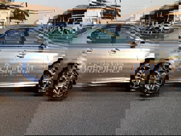 لكزس سيارات مستعملة للبيع لكزس سيارات مستعملة للبيع