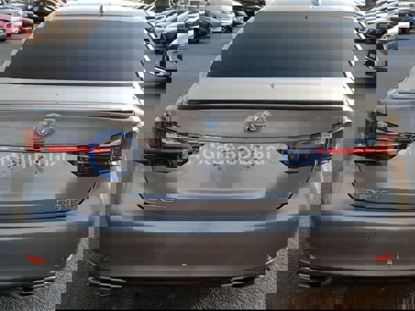 لكزس سيارات مستعملة للبيع لكزس سيارات مستعملة للبيع