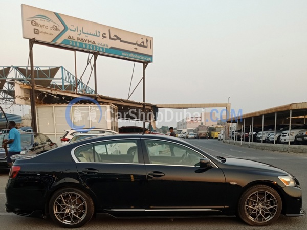 لكزس سيارات مستعملة للبيع