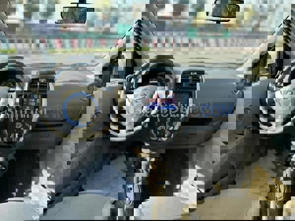 نيسان سيارات مستعملة للبيع نيسان سيارات مستعملة للبيع