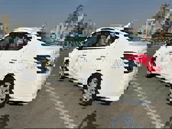 نيسان سيارات مستعملة للبيع نيسان سيارات مستعملة للبيع