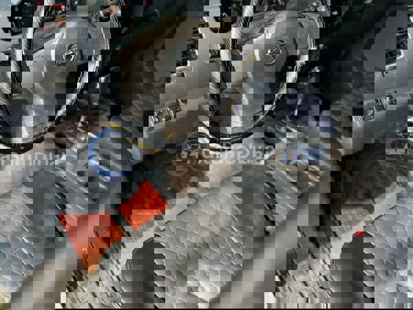 نيسان سيارات مستعملة للبيع نيسان سيارات مستعملة للبيع