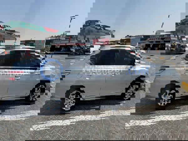 نيسان سيارات مستعملة للبيع نيسان سيارات مستعملة للبيع
