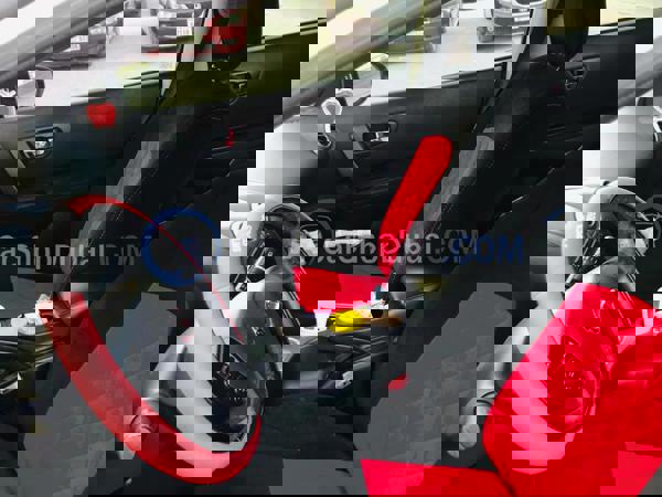 نيسان سيارات مستعملة للبيع نيسان سيارات مستعملة للبيع