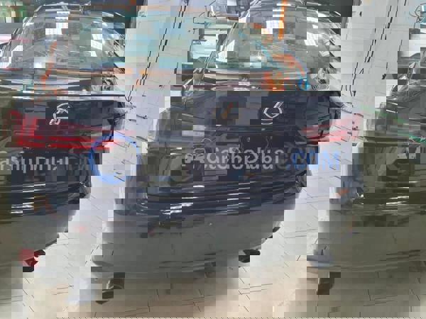 لكزس سيارات مستعملة للبيع لكزس سيارات مستعملة للبيع