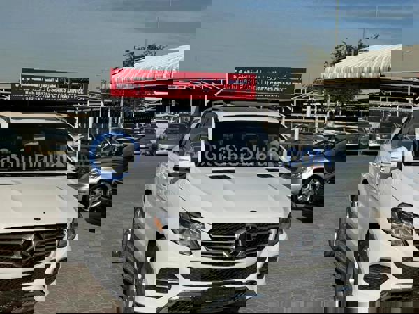 مرسيدس بنز سيارات مستعملة للبيع