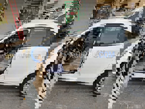 تويوتا سيارات مستعملة للبيع