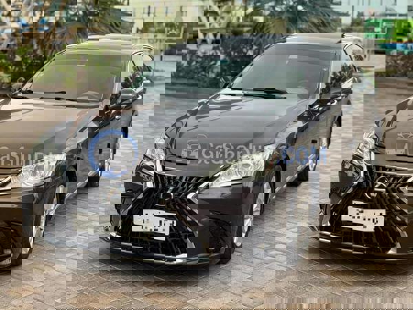 لكزس سيارات مستعملة للبيع