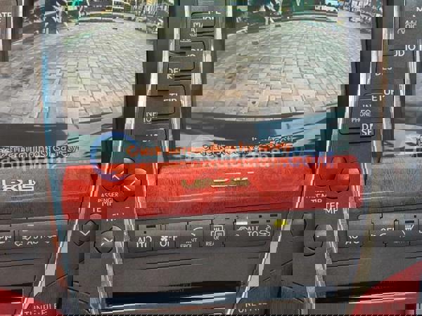 لكزس سيارات مستعملة للبيع لكزس سيارات مستعملة للبيع