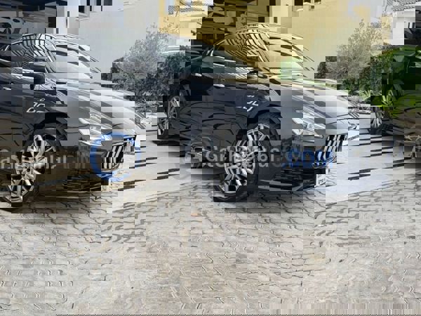 مازيراتي سيارات مستعملة للبيع مازيراتي سيارات مستعملة للبيع