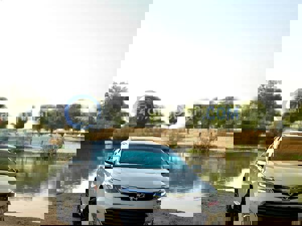 تويوتا سيارات مستعملة للبيع