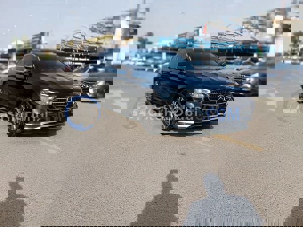 مرسيدس بنز سيارات مستعملة للبيع