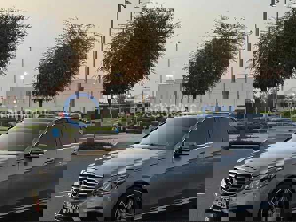 مرسيدس بنز سيارات مستعملة للبيع