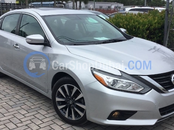 نيسان سيارات مستعملة للبيع