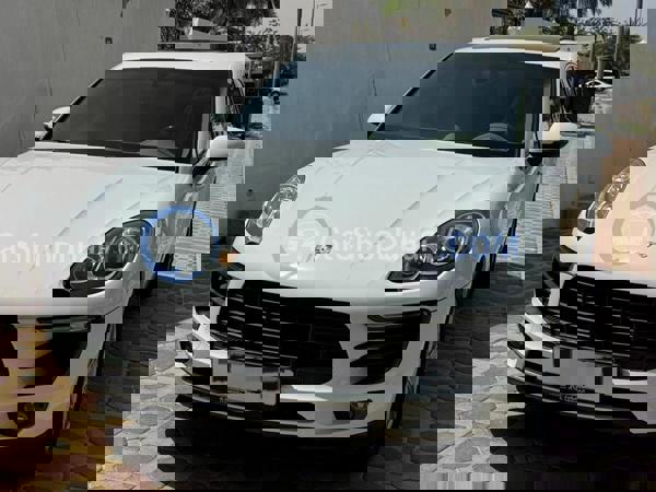 بورشه سيارات مستعملة للبيع