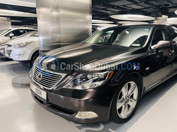 لكزس سيارات مستعملة للبيع لكزس سيارات مستعملة للبيع